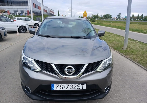 Nissan Qashqai cena 47900 przebieg: 149000, rok produkcji 2014 z Szczecin małe 79